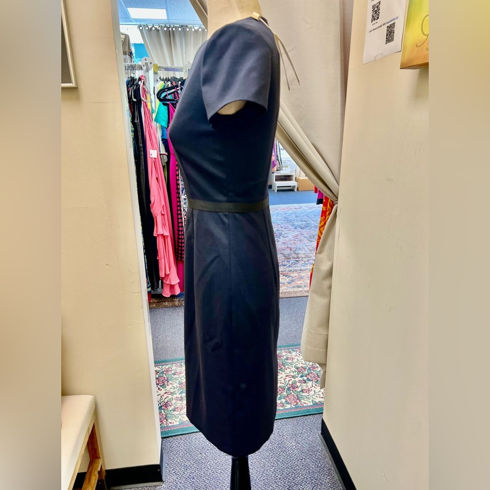 Hugo Boss women’s Blue & Black dress-NWT 
size 0-minor pull - see pic. - Picture 3 of 11